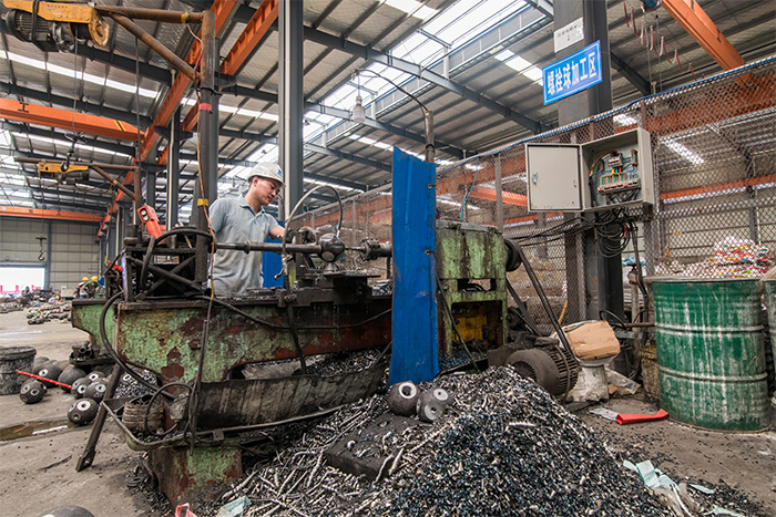 东阳网架配件车间